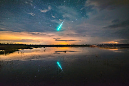BOLIDE OVER HANSON LAGOON